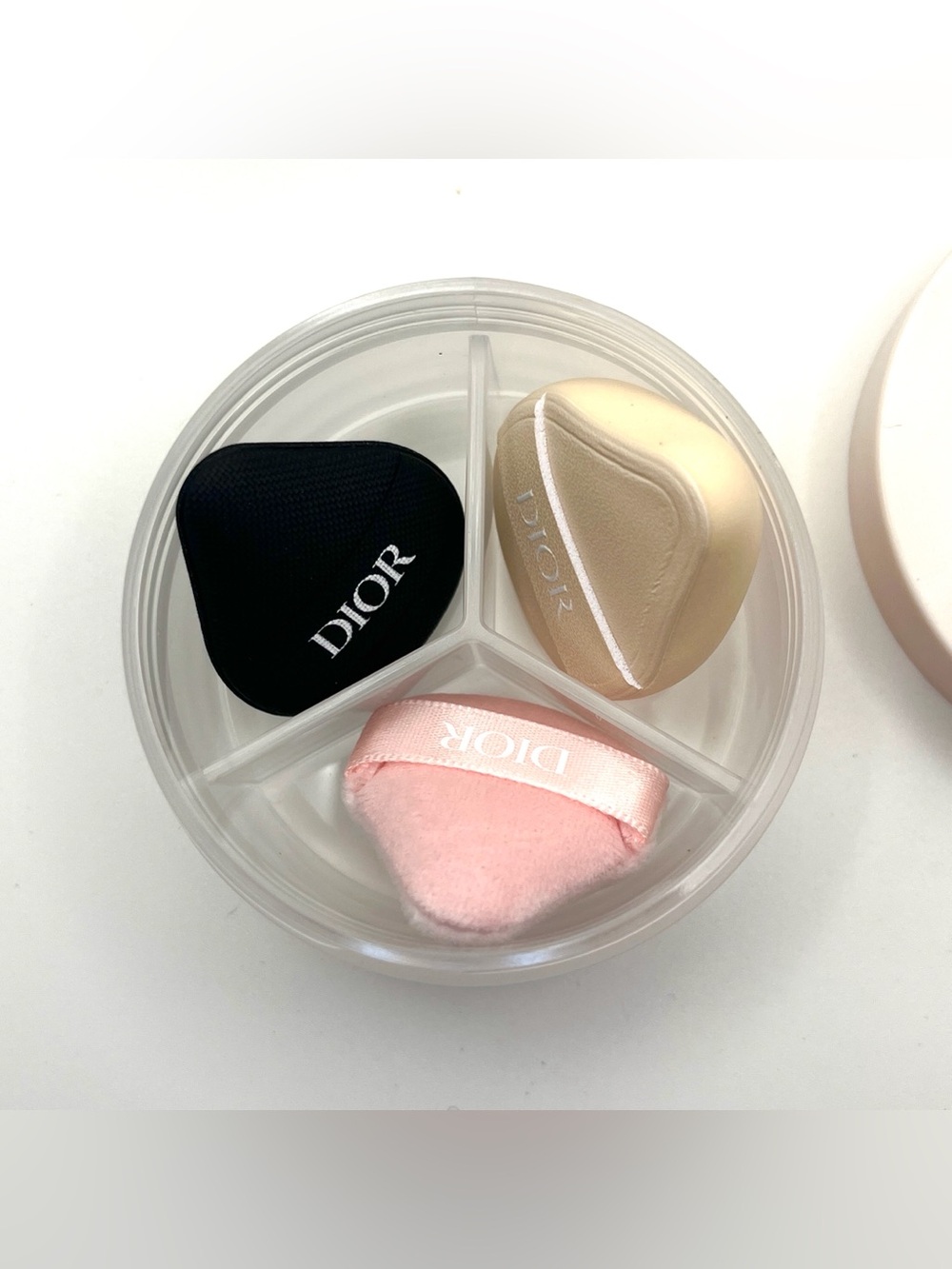 Dior Forever Mini Puffs Set 3pc Puffs For Fluids, Creams , Powders + Travel Case - Picture 2 of 7